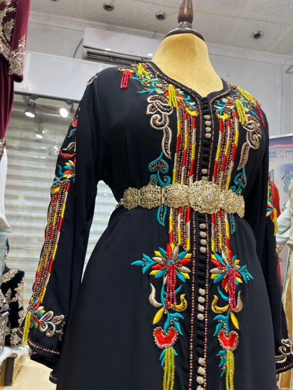 قفطان شارجي في صدر و يدين - Image 4